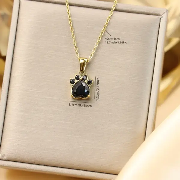 Wholesale Ion Plating (IP) 18K Gold Plated Paw Print 304 Stainless Steel Vintage Style Shiny IG Style Waterproof Non Tarnish 304 Stainless Steel Pendant Necklace