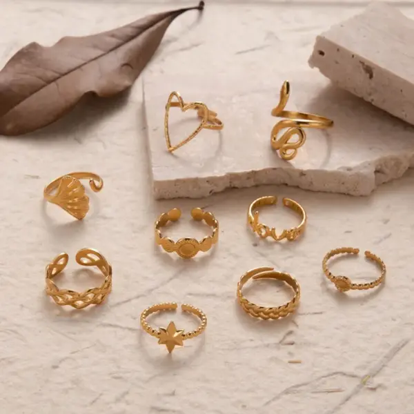 Wholesale PVD Coated Leaf Heart Shape Snake 304 Stainless Steel Casual Simple Style Waterproof Non Tarnish Open Ring