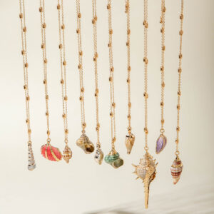 Wholesale European and American Cross-border Natural Shell Necklace Bohemian Style Phnom Penh Summer Marine Conch Shell Pendant