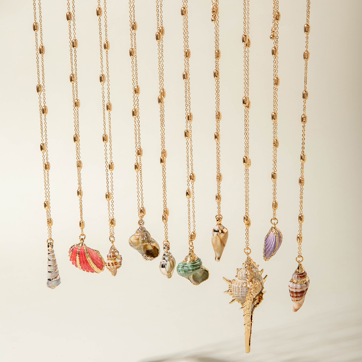 Wholesale European and American Cross-border Natural Shell Necklace Bohemian Style Phnom Penh Summer Marine Conch Shell Pendant
