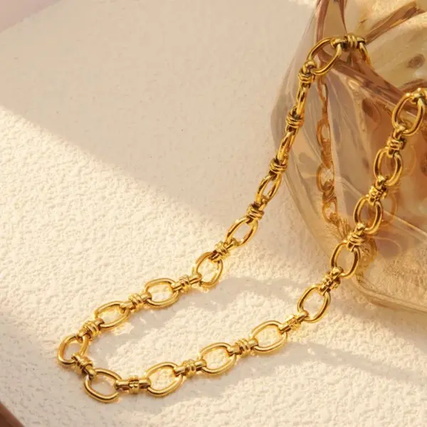 Wholesale Ion Plating (IP) 18K Gold Plated Solid Color 304 Stainless Steel Simple Style Classic Cool Waterproof Non Tarnish Necklace