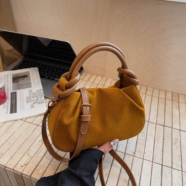 Wholesale Vintage Pleated Bucket Crossbody Bag