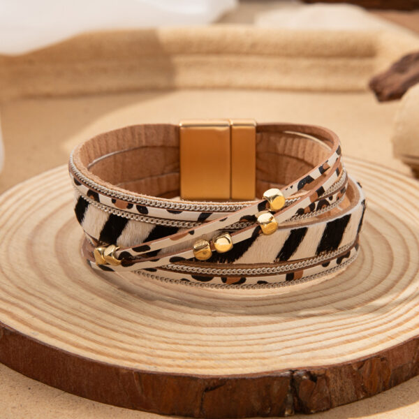 oly-5c656ddd46d1fe337ec6d05745e64dfe Wholesale Leopard print fur magnetic buckle bracelet