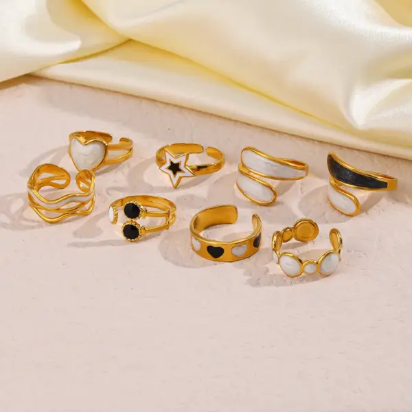 PVD Coated 18K Gold Plated Round Star Heart Shape 304 Stainless Steel Retro Novelty Waterproof Non Tarnish Rings