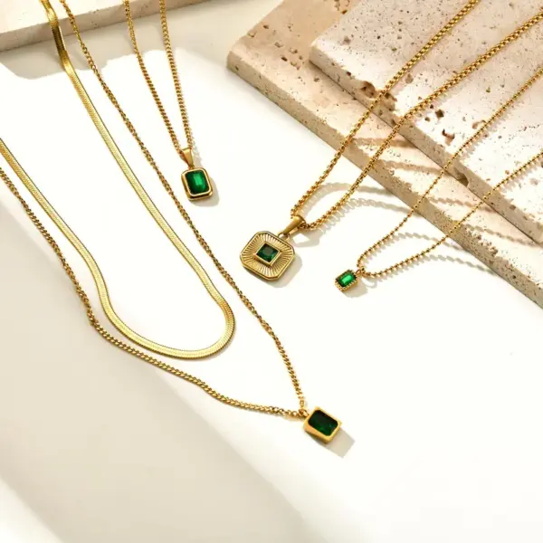 Wholesale PVD Coated Real Gold Plated 18K Gold Square 201 Stainless Steel IG Style Waterproof Non Tarnish Bracelets Earrings Necklace