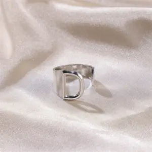 Silver / D