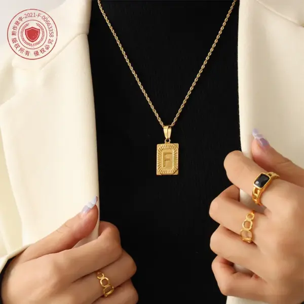 Wholesale PVD Coated Real Gold Plated 18K Gold Letter 304 Stainless Steel Fashion Waterproof Non Tarnish 304 Stainless Steel Pendant Necklace
