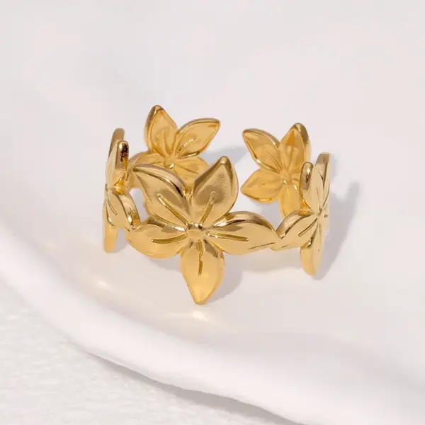 PVD Coated Real Gold Plated 18K Gold Flower 304 Stainless Steel Elegant Vacation Simple Style Waterproof Non Tarnish Open Rings