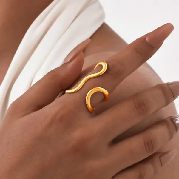 PVD Coated Real Gold Plated 18K Gold Irregular 201 Stainless Steel IG Style Basic Waterproof Non Tarnish Rings