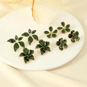 Multicolor / Average Size / Green Four-Piece Set