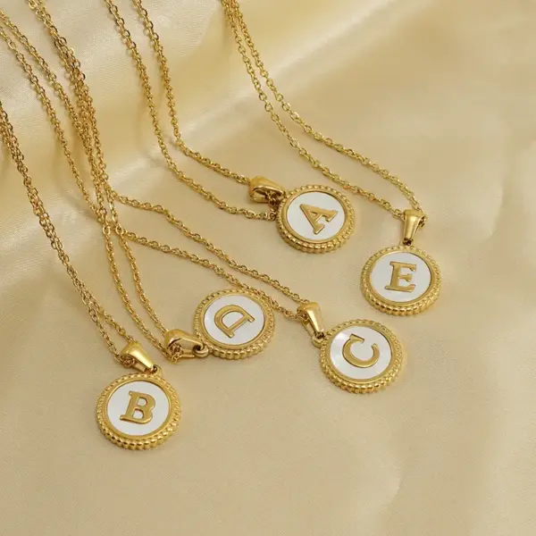 Wholesale PVD Coated 18K Gold Plated Letter Stainless Steel Casual Waterproof Non Tarnish 304 Stainless Steel Lobster Trigger Clasp Closure Pendant Necklace