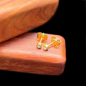 4mm Gold Pin (Single)