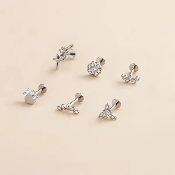 1 Piece Ear Cartilage Rings & Studs Fashion Geometric Flower Pure Titanium Inlaid Zircon