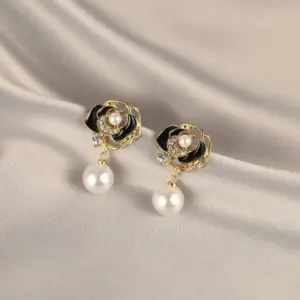 Black Drip Glazed Flower Pearl Stud Earrings