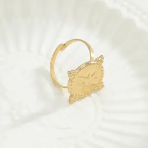 Gold / Adjustable Opening