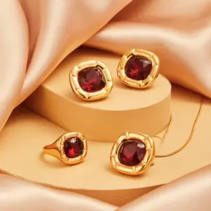 Wholesale 304 Stainless Steel Solid Color PVD Coated Zircon Golden Plated Luxurious Jewelry Set