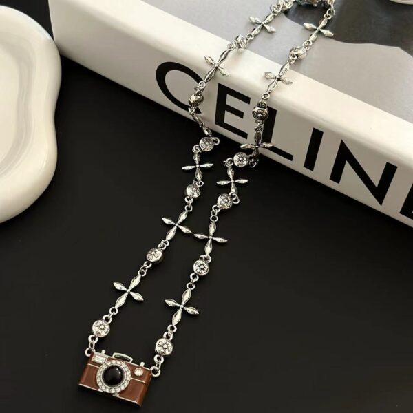 oly-5e1c8a2a96de5e8b55926c16271f16db Wholesale Hot Girl camera fashion brand male and female necklace female niche design sense sweater chain hip hop style titanium steel clavicle chain fashion