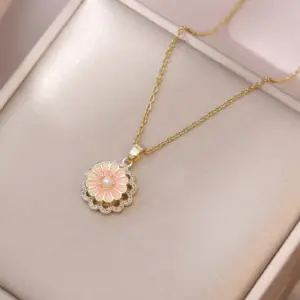 X3849 Rotating Petals Necklace
