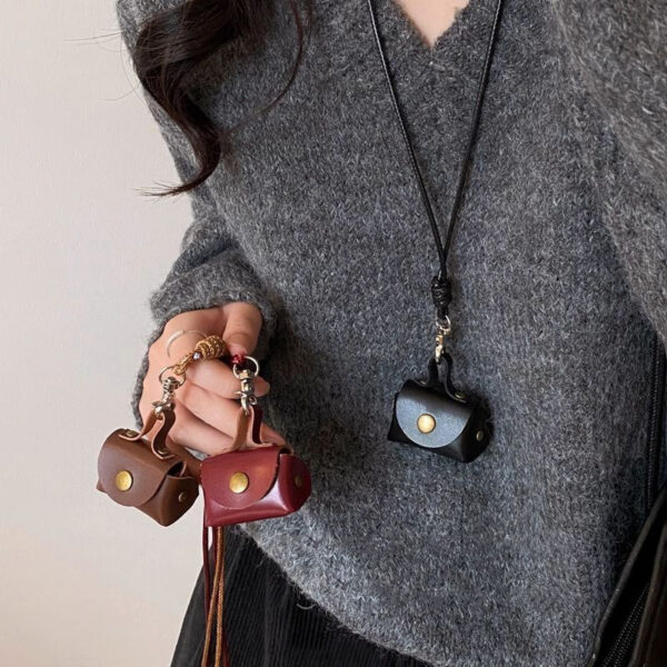 Wholesale Small and Cute Leather Coin Purse Necklace
