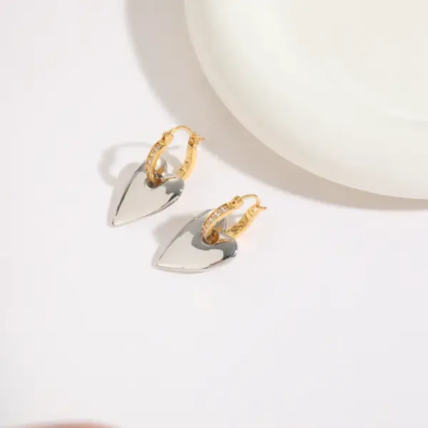 Wholesale 1 Piece Glam Heart Shape Copper Inlay Zircon 18k Gold Plated Drop Earrings