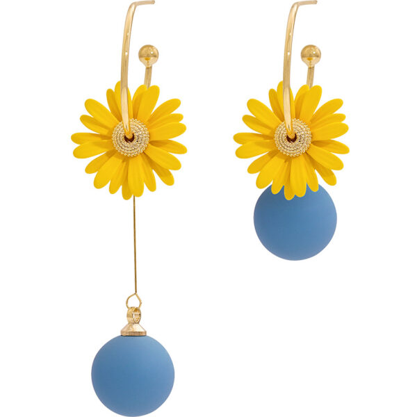 Wholesale Three-Dimensional Yellow Daisy Long Earrings Sweet Design Niche Earrings 2025 Spring Earrings New Earrings