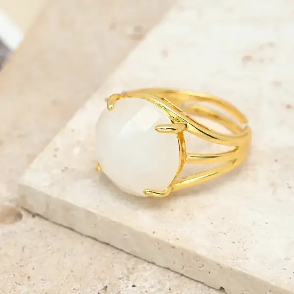 Wholesale Casual Modern Style Simple Style Round Natural Stone Copper 18K Gold Plated Amethyst Green Aventurine Lapis Lazuli Rings In Bulk