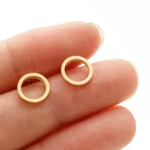 011 / Gold