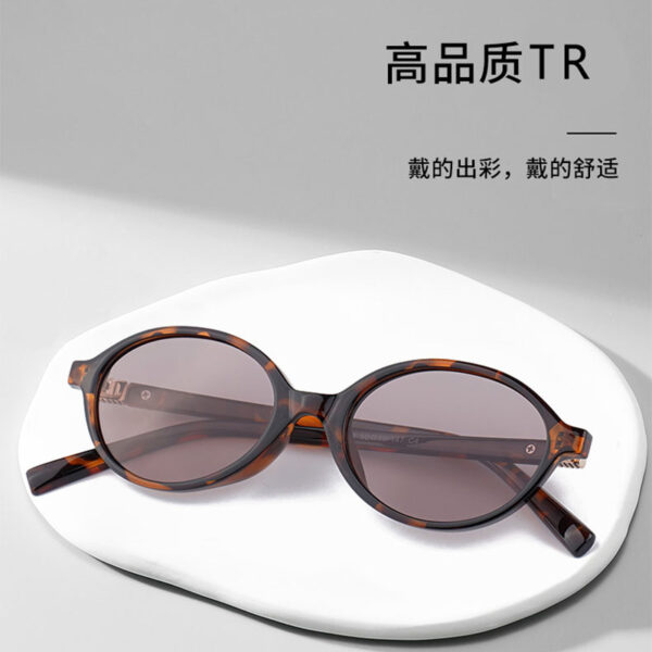 Wholesale Fashion Hot Style Zhang Yuanying's Same Style Polarized Sunglasses for Women, High-End 2021 Anti-Blue Light Nerd Glasses Can Be Worn with Glasses