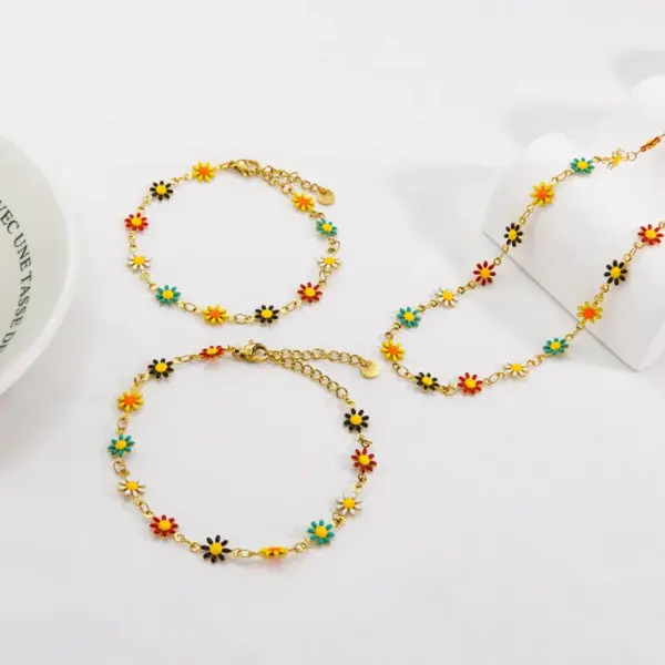Wholesale PVD Coated 14K Gold Real Gold Plated Flower 304 Stainless Steel Sweet Waterproof Non Tarnish Bracelets Anklet Necklace