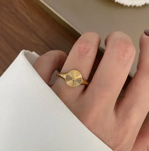 PVD Coated Real Gold Plated 18K Gold Heart 304 Stainless Steel Titanium Steel Fashion Waterproof Non Tarnish