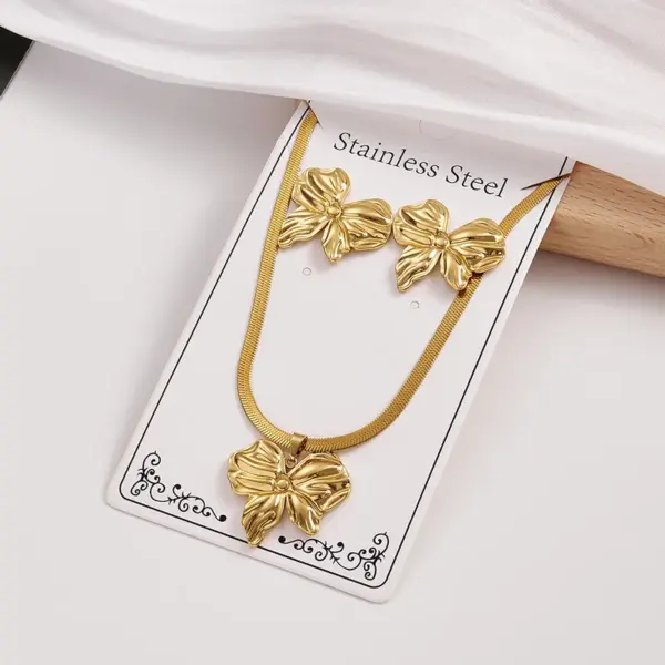 Butterfly Knot Flower Earrings Necklace Set 304 Stainless Steel Electroplated Jewelry Set Casual Holiday Modern Style For Women
