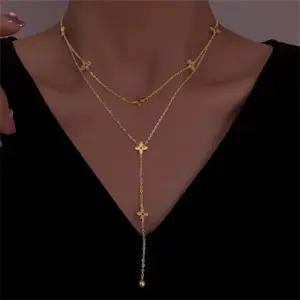 Gold Small Flower Necklace