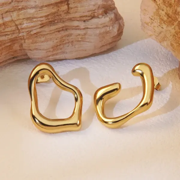 1 Pair Simple Style Classic Style Artistic Asymmetrical Irregular Hollow Out 304 Stainless Steel Imitation Gold Electroplating Ear Studs