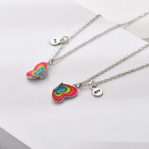 oly-5efb4047bb410be5381ac2533d3b7b6d Wholesale Butterfly magnet splicing good friend pendant