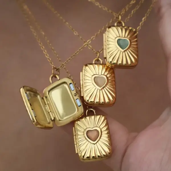 Ion Plating (IP) 18K Gold Plated Geometric Heart Shape 304 Stainless Steel Casual Elegant Simple Style Locket Necklace