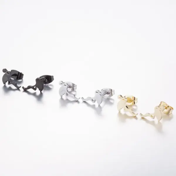 Wholesale Simple Style Geometric Plating 304 Stainless Steel No Inlaid 18K Gold Plated Earrings