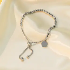 Qye2060 Pull Bead Bracelet / Steel Color