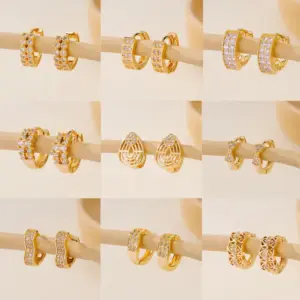 Wholesale 1 Pair IG Style Simple Style Round Heart Shape Inlay Copper Zircon Earrings