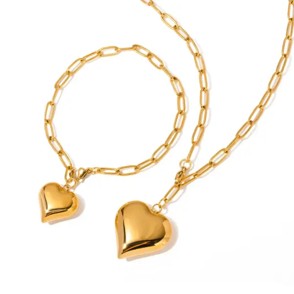 Wholesale PVD Coated Real Gold Plated Heart Shape 304 Stainless Steel Simple Style Waterproof Non Tarnish Jewelry Set
