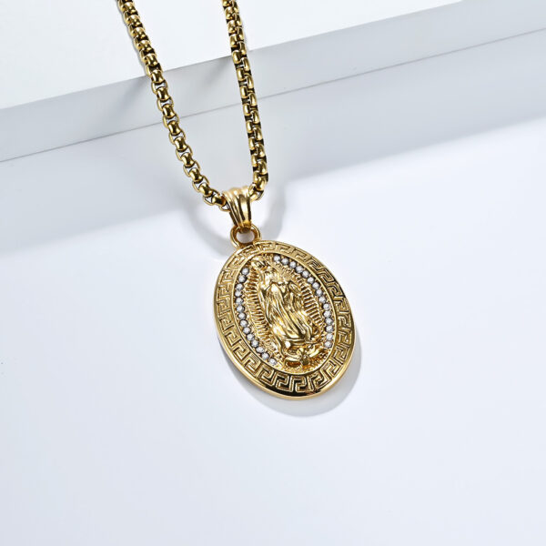 oly-5facac50641d8b69347f1fdffc50aedf Wholesale Cross-border European and American Hip Hop Hihop Virgin Mary Titanium Steel Necklace Plated 18K Gold Retro Great Wall Pattern Men's Pendant