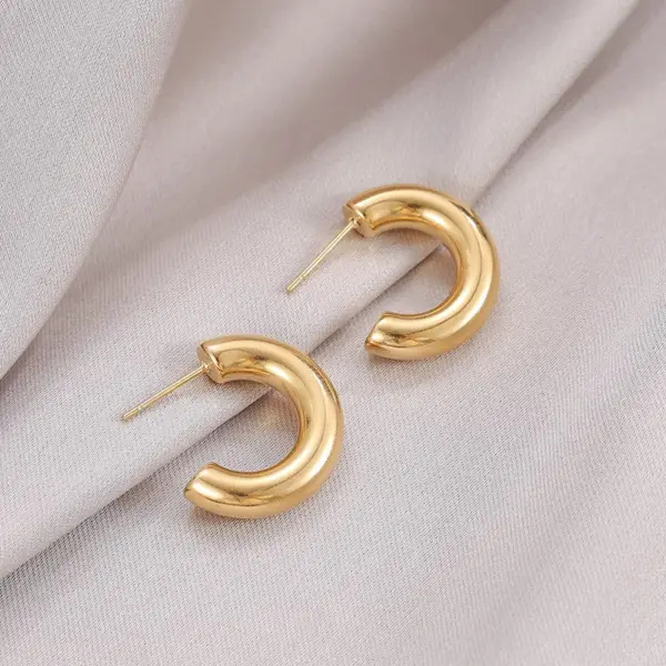 PVD Coated Real Gold Plated C Shape Titanium Steel Simple Style Waterproof Non Tarnish Earrings