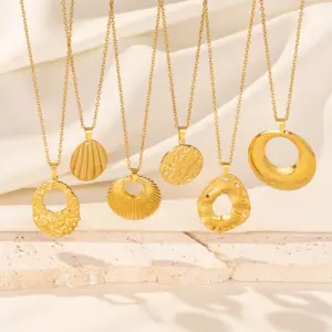 Wholesale PVD Coated Real Gold Plated Geometric Round 304 Stainless Steel Simple Style Waterproof Non Tarnish 304 Stainless Steel Pendant Necklace