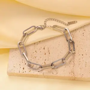 Ae29 Cross Chain Bracelet / Steel Color