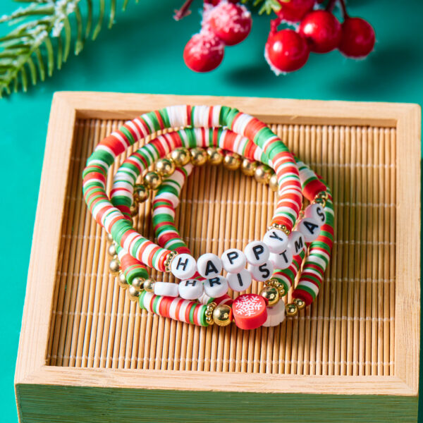 oly-5fe384792865a414020d7e046f09d0dd Wholesale Factory direct Christmas combination bracelet soft clay bracelet suit