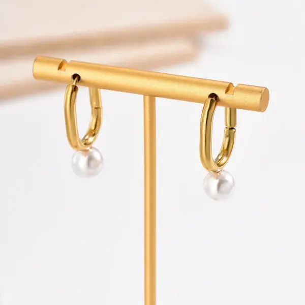 Wholesale PVD Coated Real Gold Plated 14K Gold U Shape 304 Stainless Steel Elegant Vintage Style Waterproof Non Tarnish 304 Stainless Steel Earrings