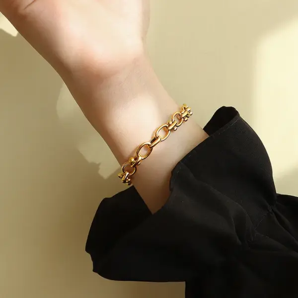 Wholesale PVD Coated Real Gold Plated 18K Gold Geometric 304 Stainless Steel Fashion Waterproof Non Tarnish 304 Stainless Steel Bracelets
