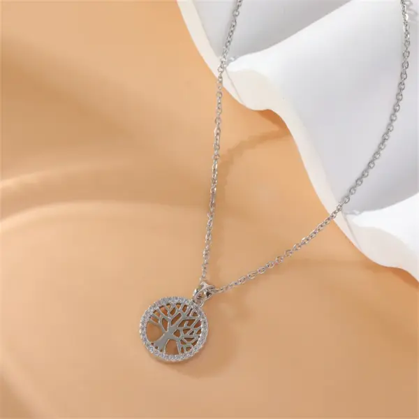 Wholesale Water Plating Vacuum Real Gold Plated White Life Tree 304 Stainless Steel Titanium Simple Style Waterproof Non Tarnish 201 Pendant Necklace