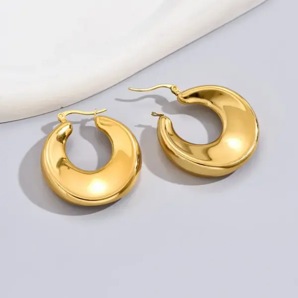 304 Stainless Steel C Shape PVD Coated 18K Gold Plated 18K Gold Simple Style Classic Style Waterproof Non Tarnish Plating Gold Sier Ear Studs