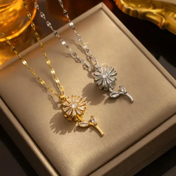 Wholesale PVD Coated Real Gold Plated 18K Gold Sunflower Stainless Steel Cute Waterproof Non Tarnish Titanium Steel Pendant Necklace