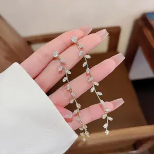 E0027 Silver Needle